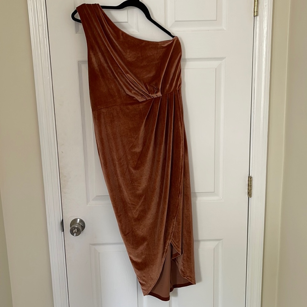 One Shoulder Velvet Dress